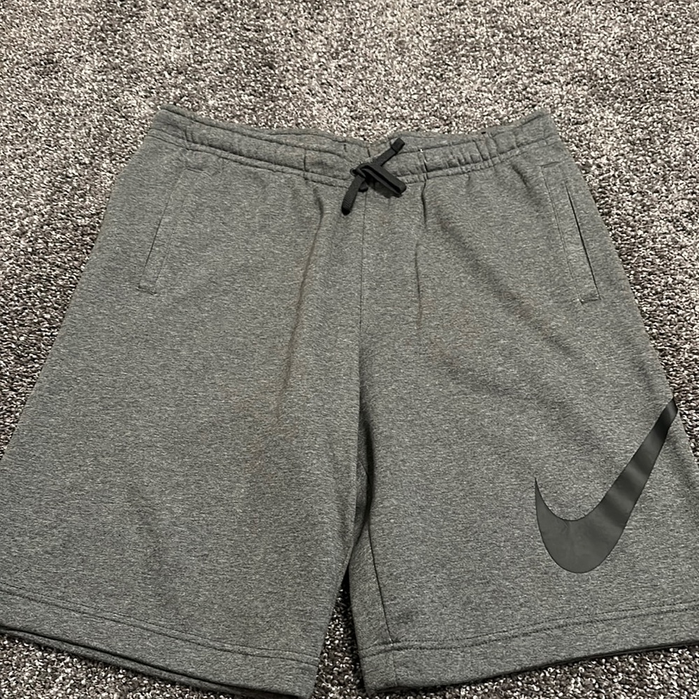 Men’s XL grey nike shorts.
